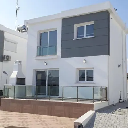 New Near Karpaz Gate Marina Feriehus *